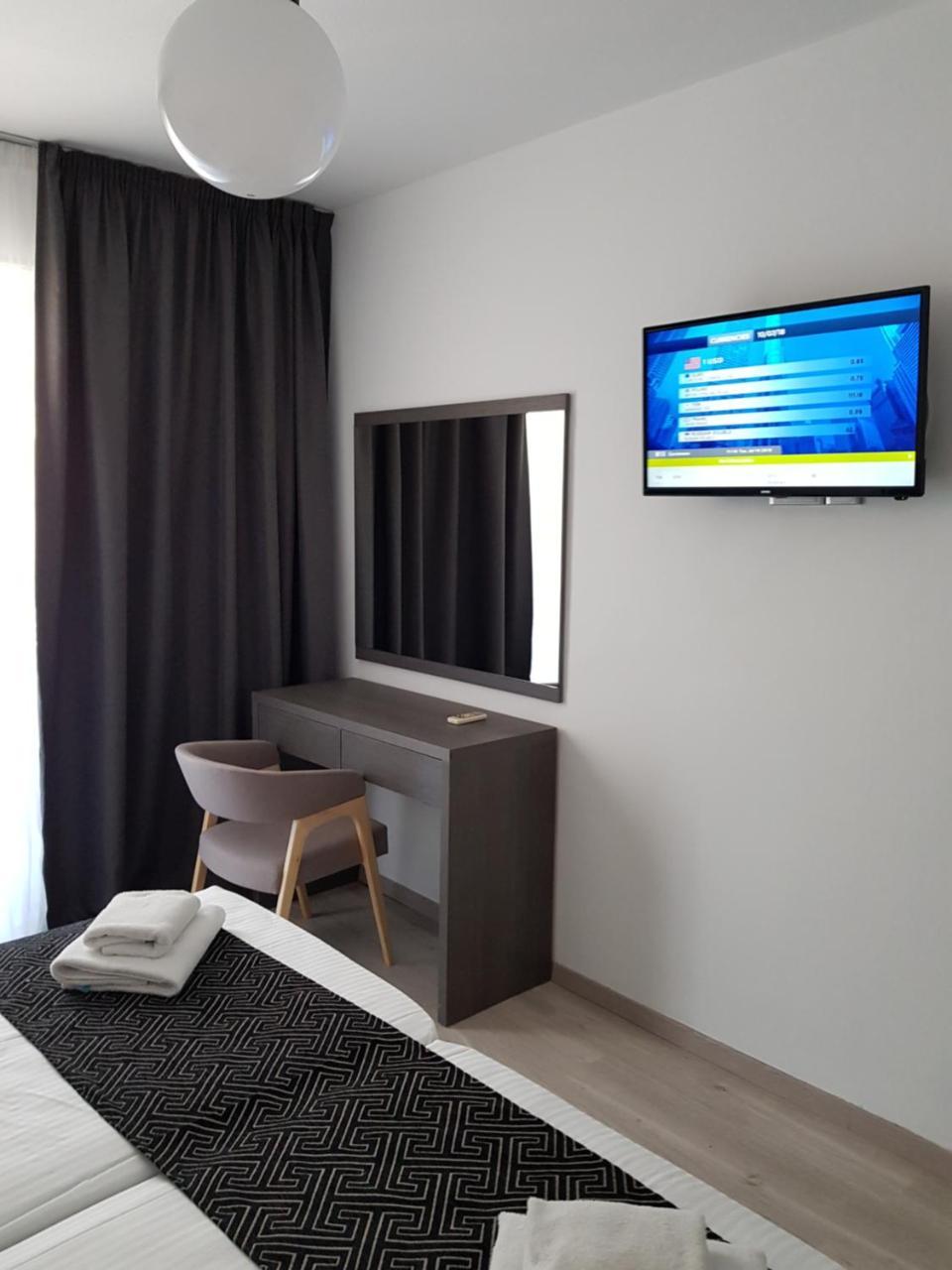 Les Palmiers Petrou Apartments ลาร์นาคา ภายนอก รูปภาพ